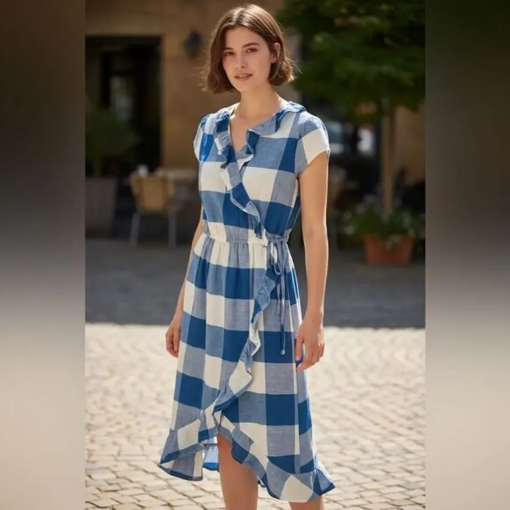 NWOT Old Navy Girls Blue and White Checkered Ruffle Cap Sleeve Dress - Size L